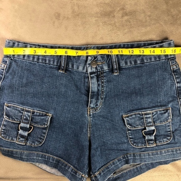 Calvin Klein Denim Jean Short Size 30/10 - Picture 5 of 6